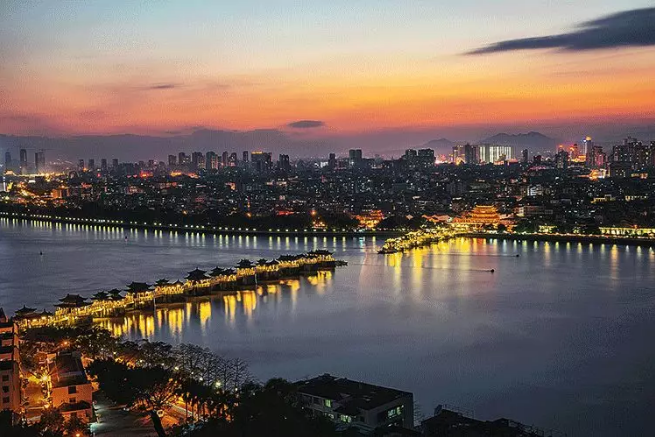 4706.2万！K8官网环境高质量垃圾转运类设备助力潮州打造城市新面貌